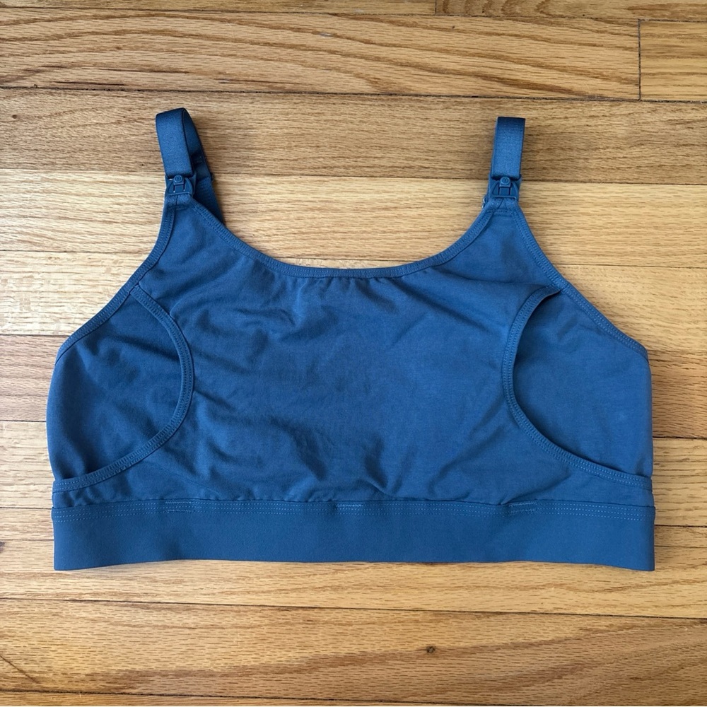MomCozy Hands-Free Nursing Bra Blue Large Adjustable Straps Pumping No Pads